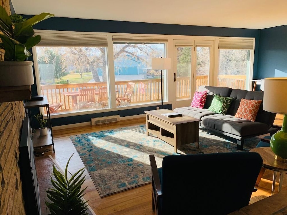 Private Fireside Nest on Huge Lot Near Old Town in Fort Collins, United States