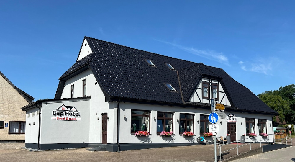 Gap Hotel Event More — Langwedel
