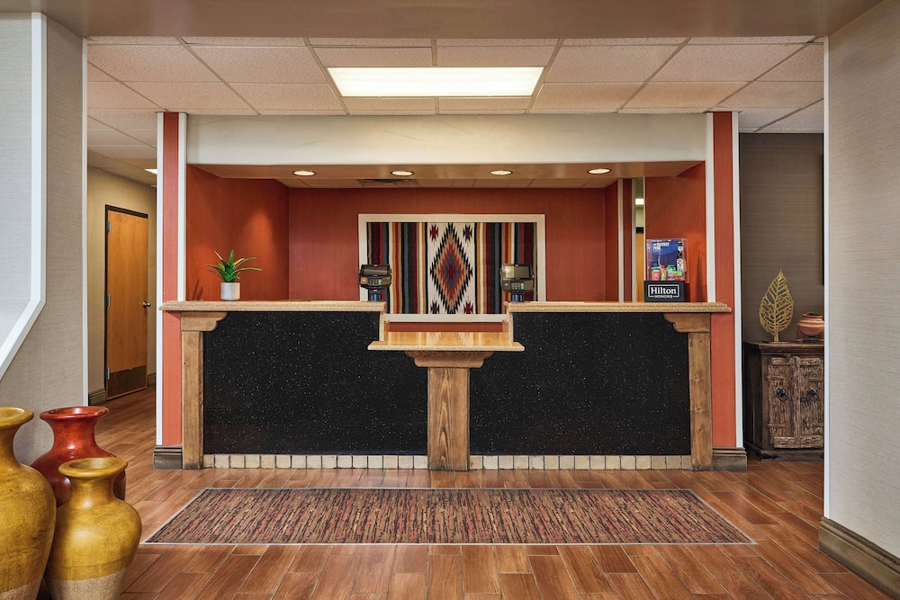 Hampton Inn Taos - photo 4