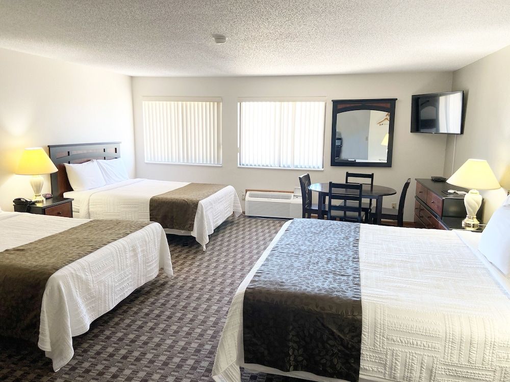 Burke Inn Motel & Suites - photo 11