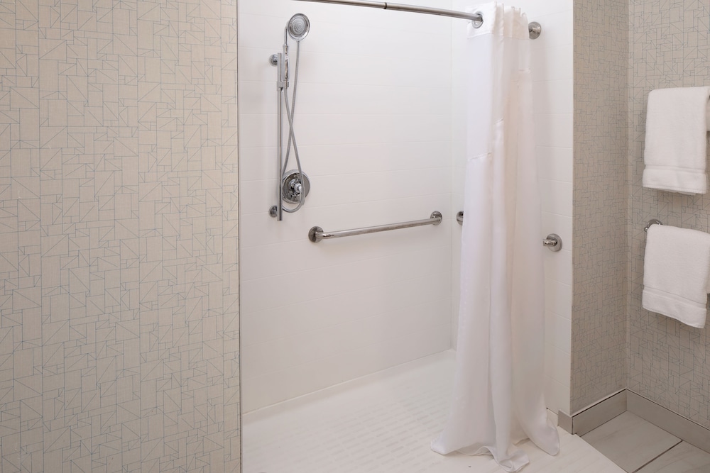 Holiday Inn Express Harrisburg East by IHG - photo 11