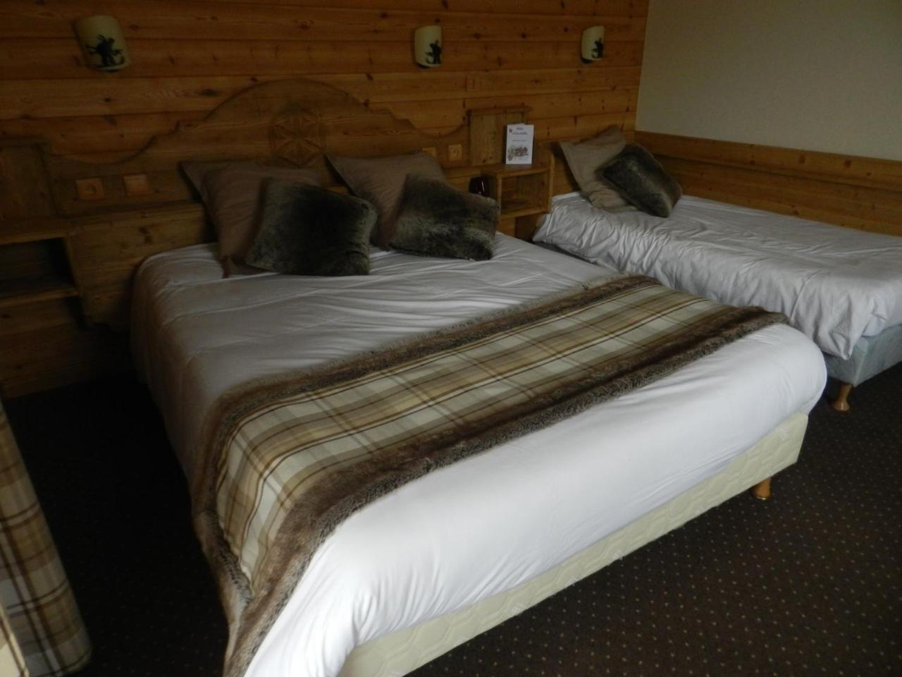 Hotel L’Ensoleille in La Chapelle-Saint-Luc, France