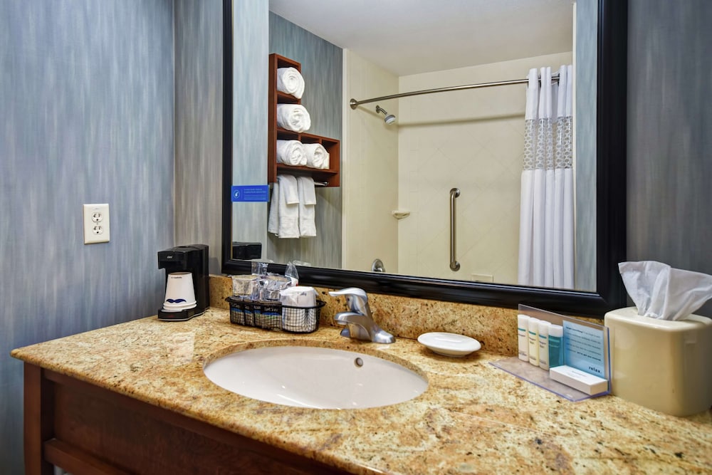 Hampton Inn & Suites Folsom - photo 33