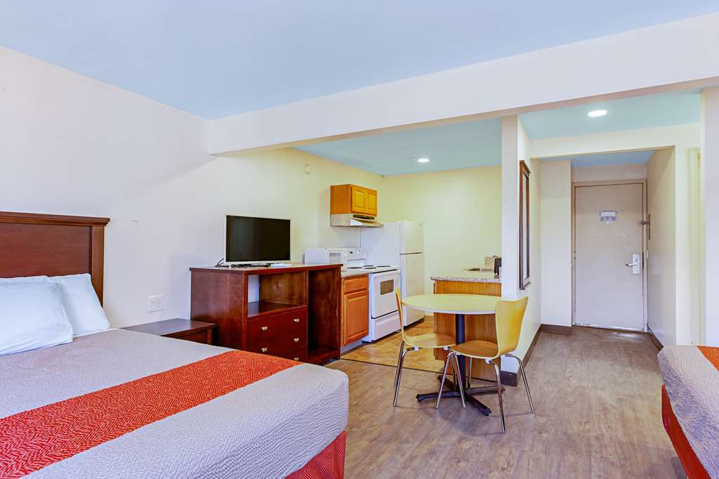 Motel6 Pendleton OR West - photo 20