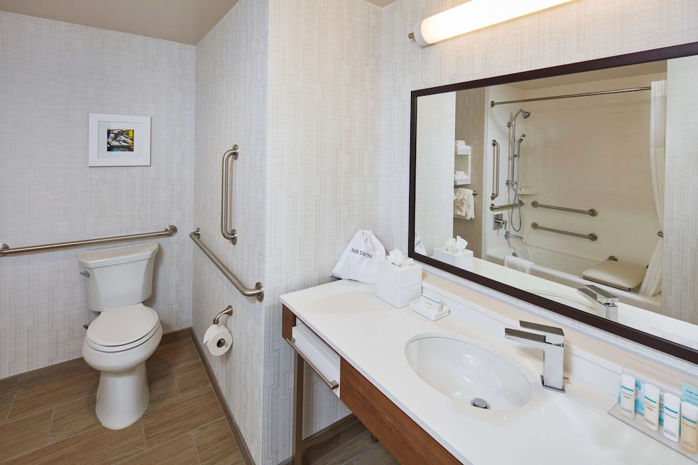 Hampton Inn & Suites Sacramento at Csus - photo 31