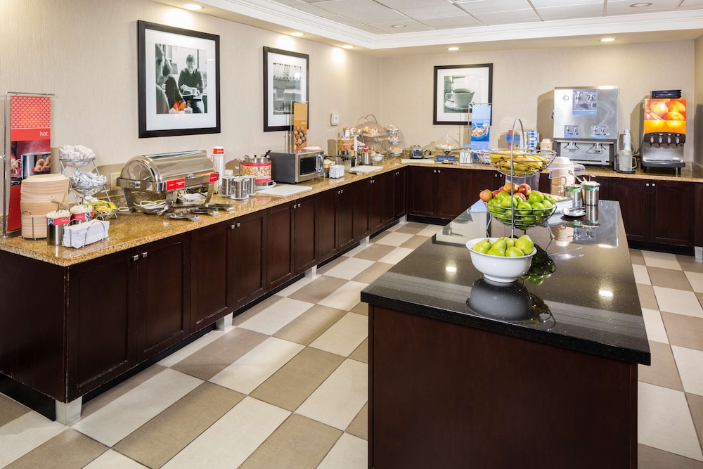 Hampton Inn & Suites Las Vegas South - photo 44