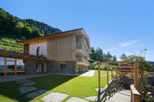 Kohlbrenner — 4-Star Luxury Hotel in Meltina, Italy