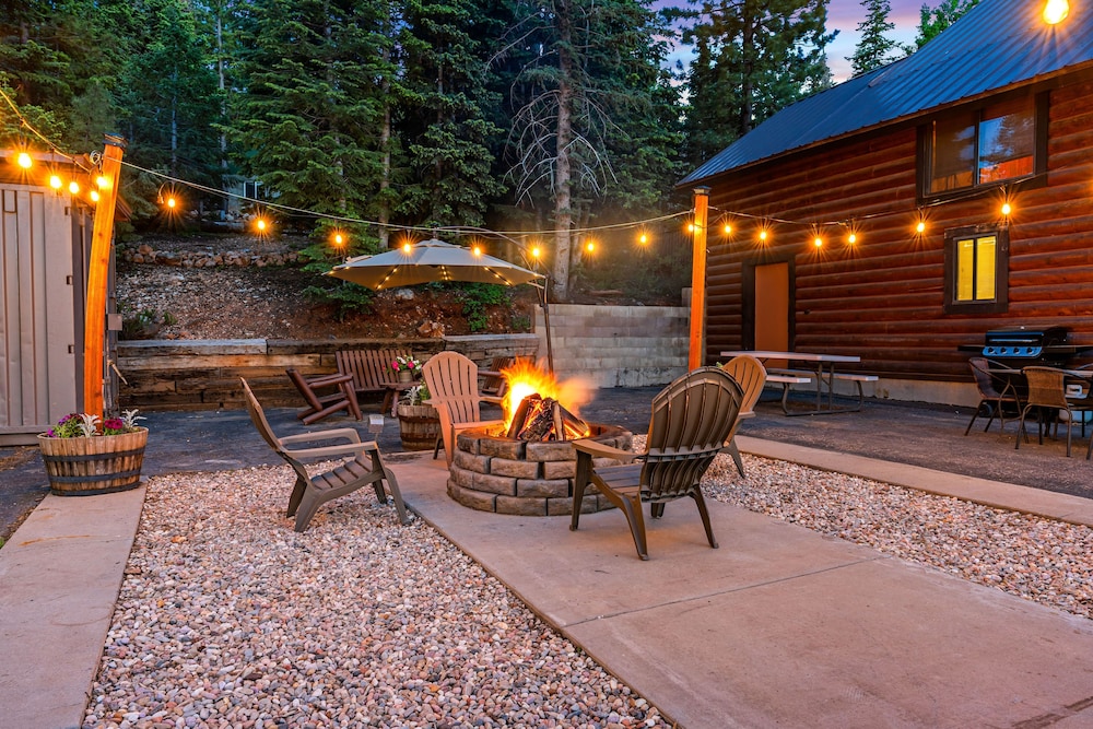 Duck Creek Village Inn - photo 109