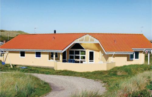 Holiday Home Karen Brands Vej Hvide Sande Iii — 4-Star Luxury Hotel in Hvide Sande, Denmark