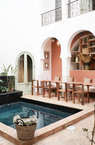 Hotel Neits - carbon neutral hotel in Kandy