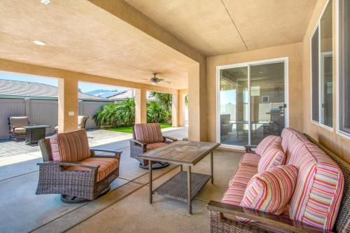 Indios Best Pool BBQ Fire Pit Quiet — Indio — photo 5