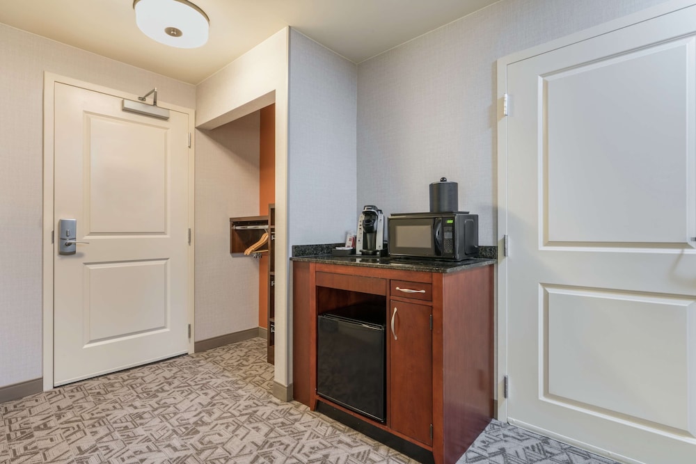 Hilton Garden Inn Blacksburg University - photo 9
