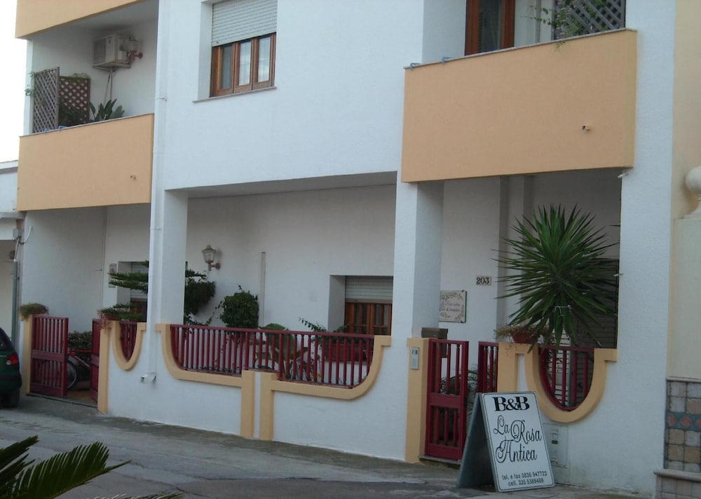B&B La Rosa Antica — 4-Star Luxury Hotel in Castro, Italy