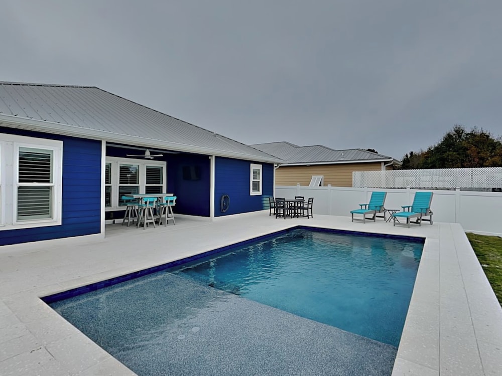 Nothin But Time by Beach Haven Vacation Rentals — 4-Star Luxury Hotel in Panama City Beach, United States