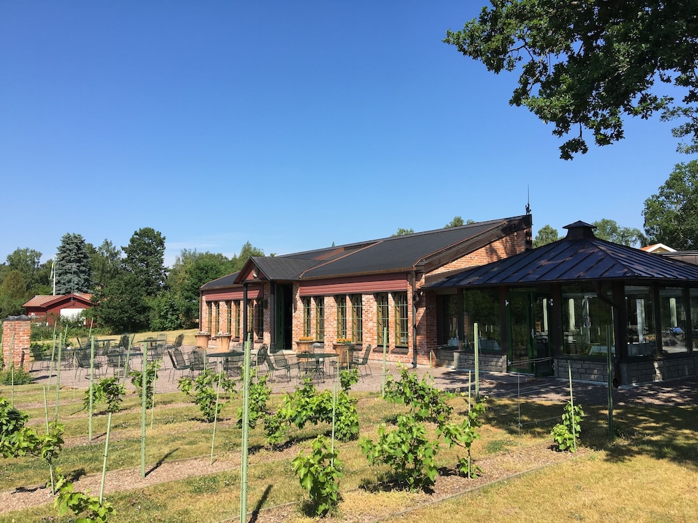 Åmund Vin & Fruktgård — hotel near Kalmar Airport