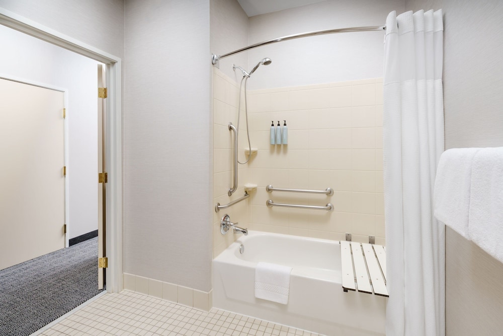 Courtyard by Marriott Sacramento Folsom - photo 24