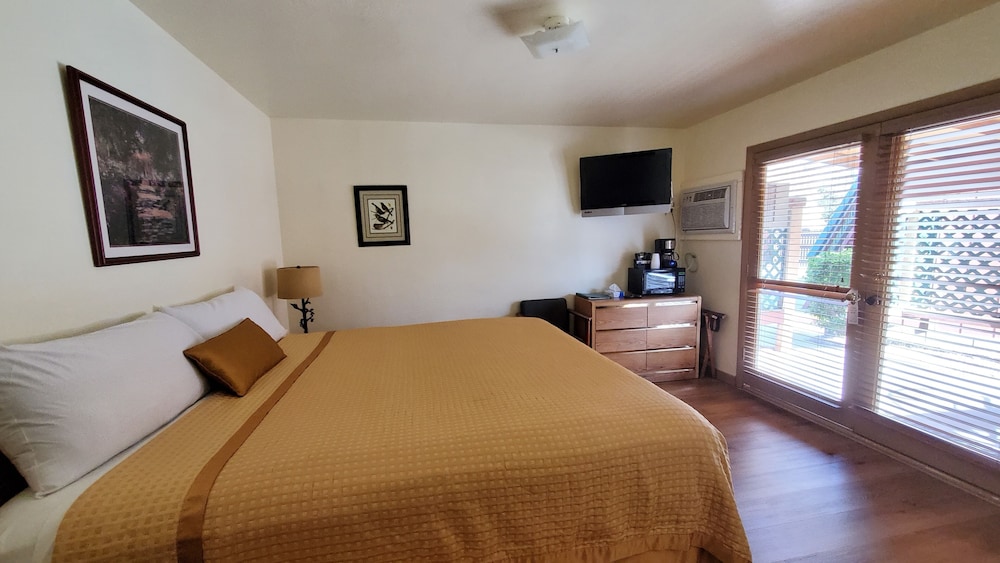 Kernville Inn - photo 32