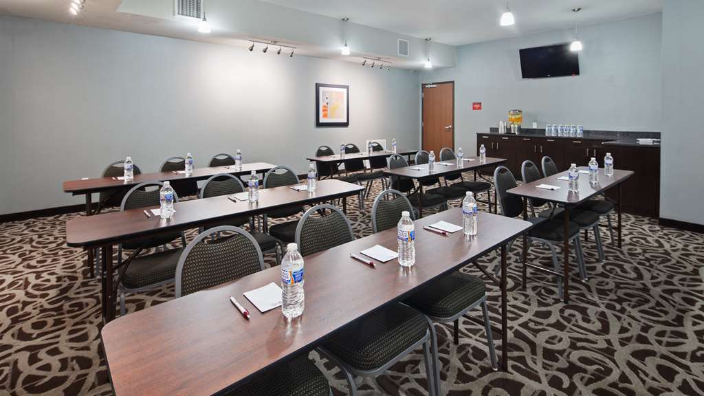 Best Western Plus Austin Airport Inn & Suites - photo 19