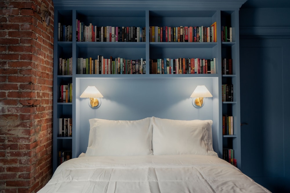 The Bookhouse Hotel - photo 12