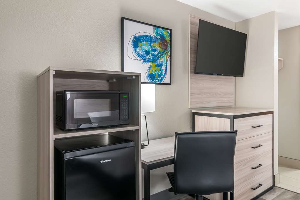 Best Western Park City Wichita North - photo 17