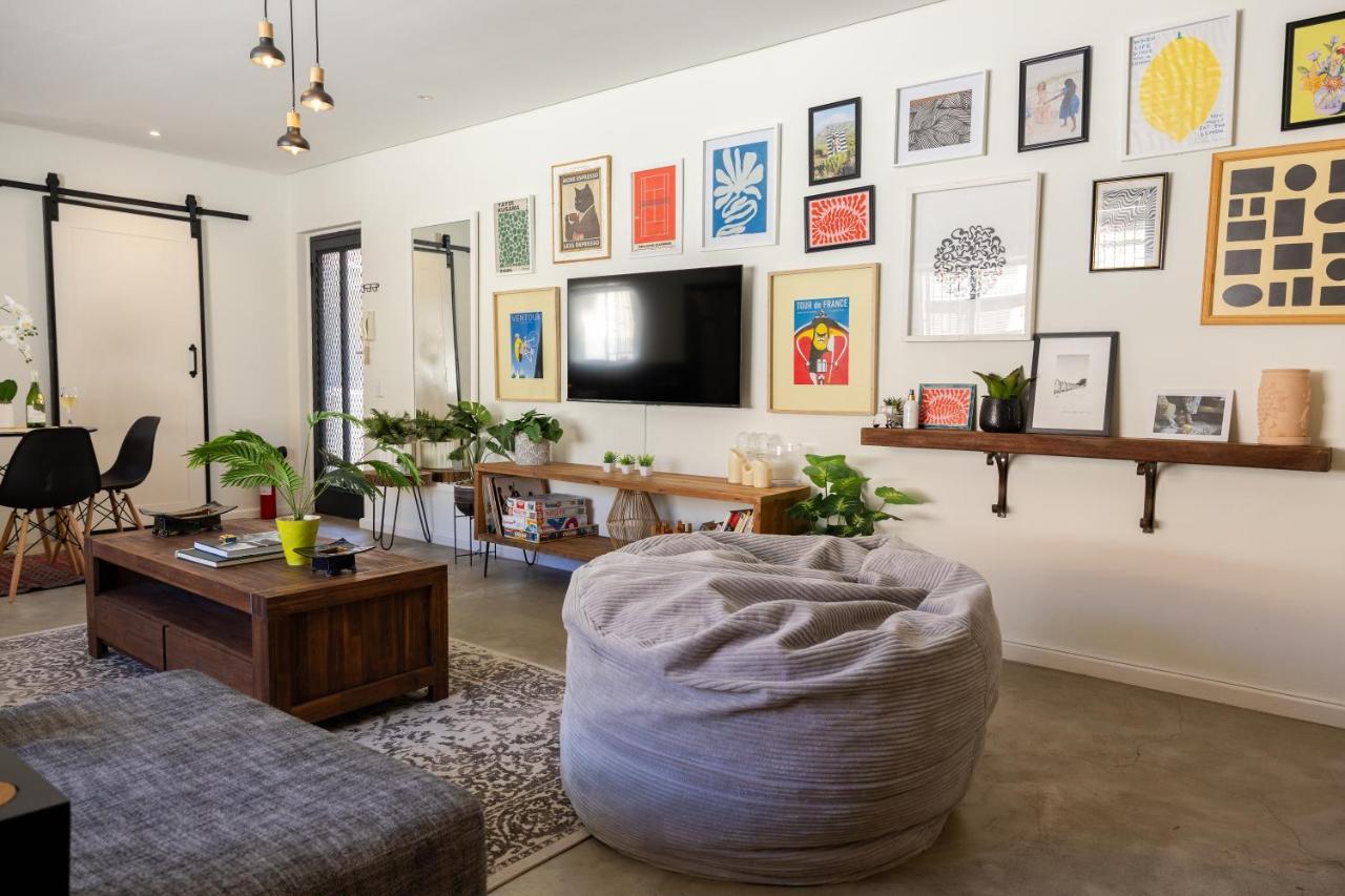 Cozy Seapoint holiday escape