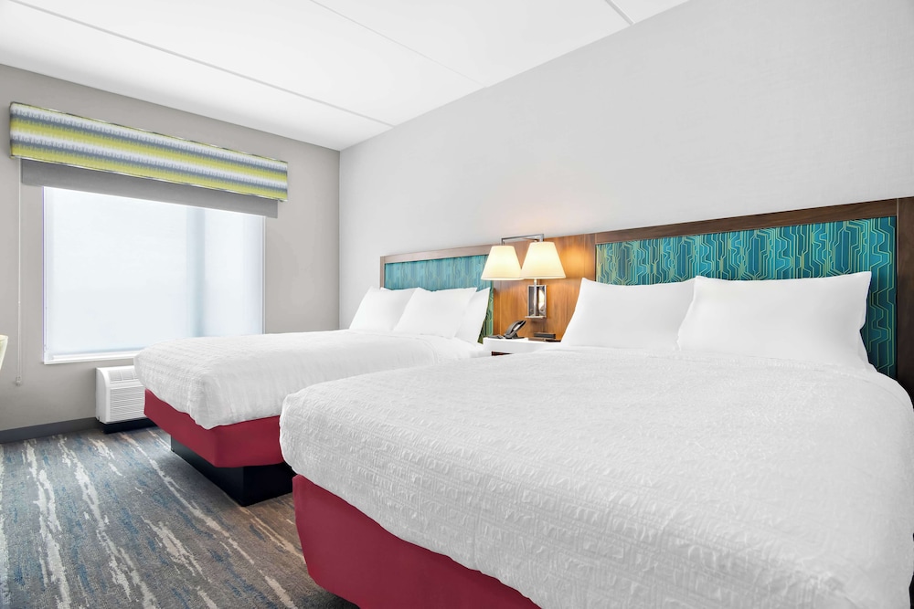 Hampton Inn & Suites by Hilton Chicago Medical District UIC - photo 13