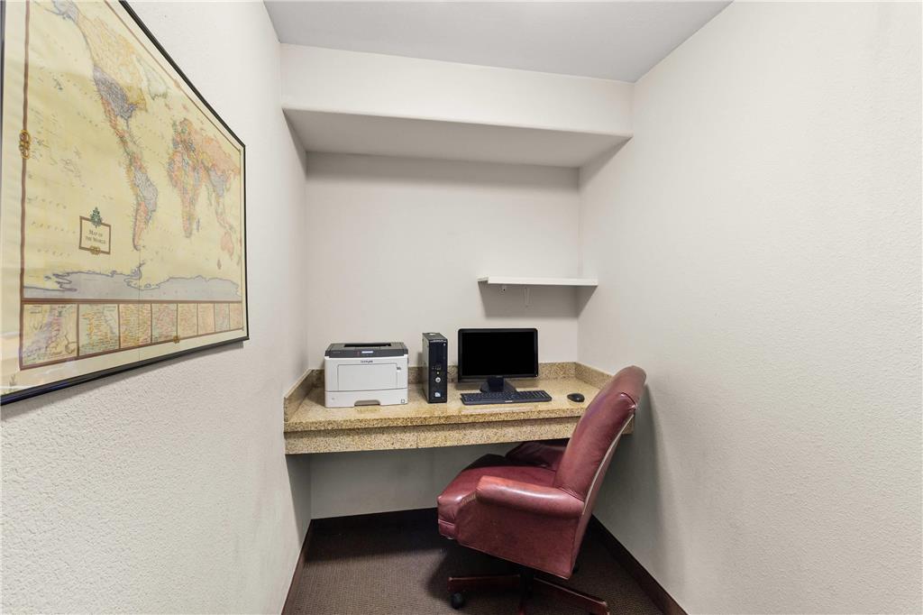 Sleep Inn & Suites Bush Intercontinental IAH East - photo 28