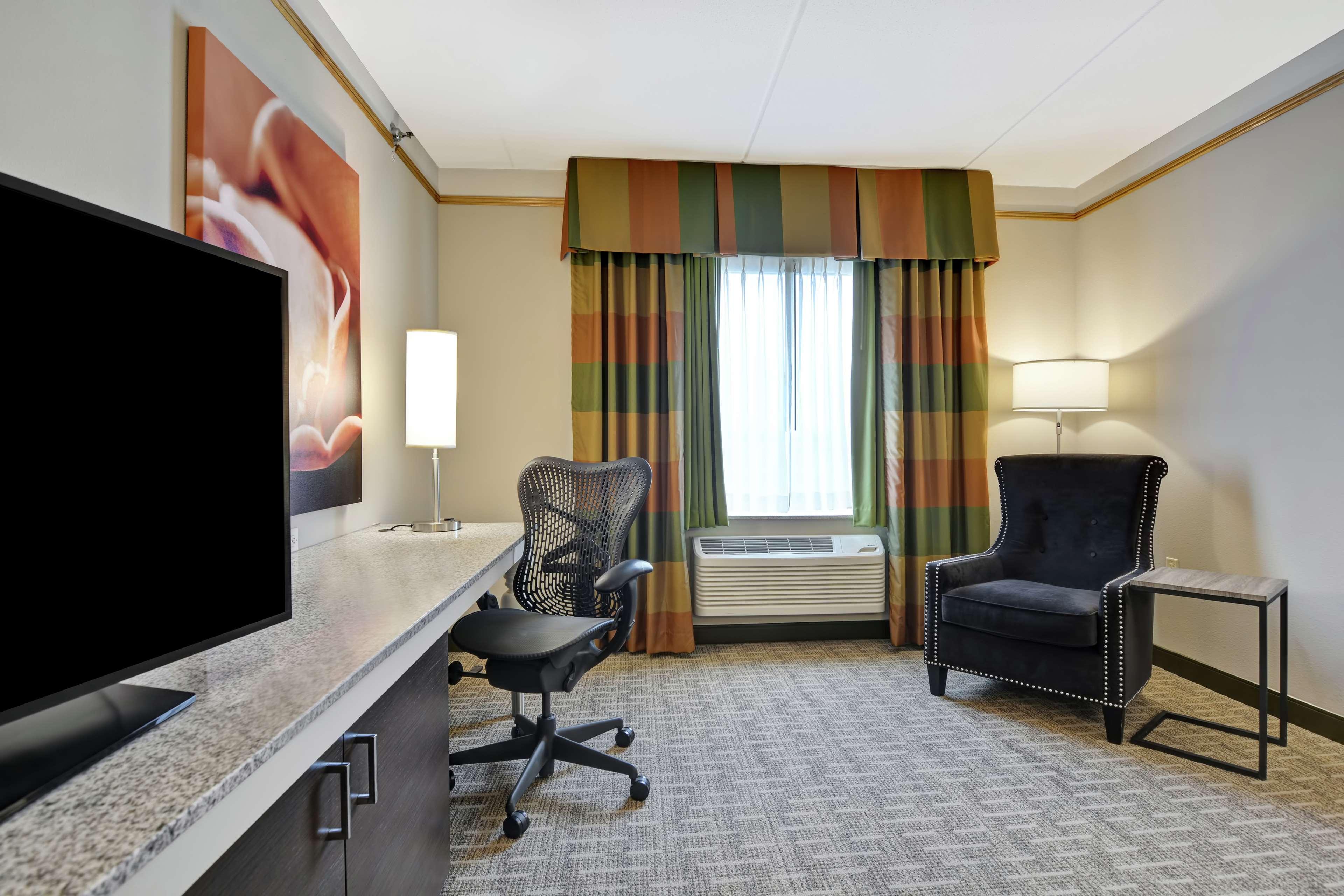 Hilton Garden Inn Appleton Kimberly - photo 37