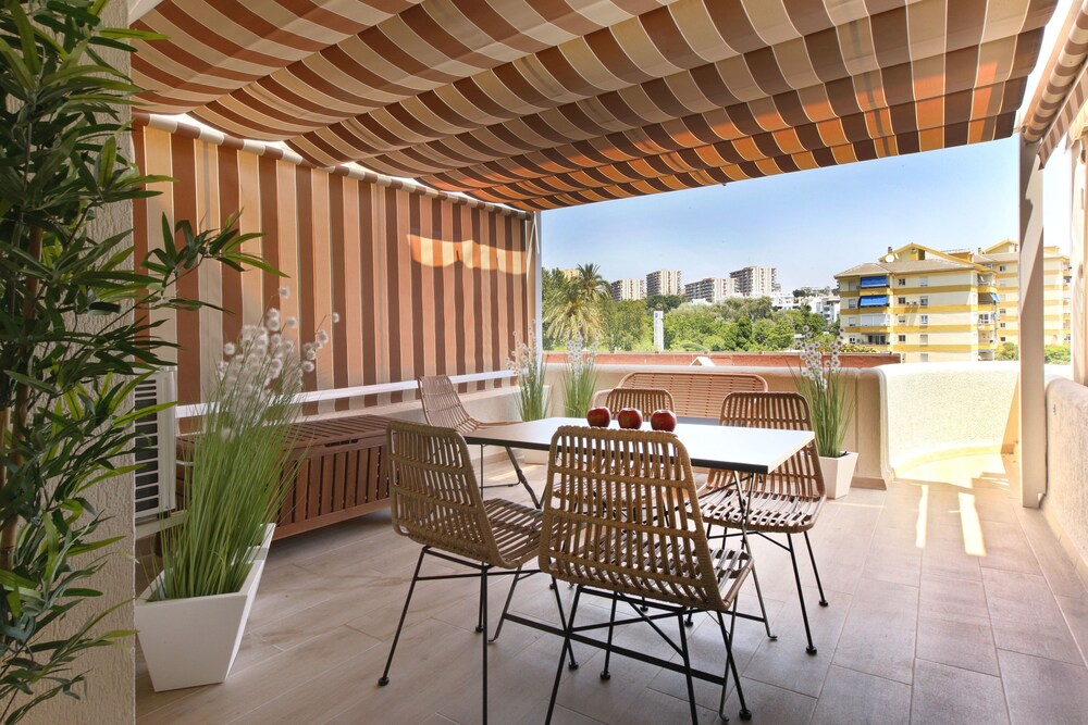 Benal Beach Terrace by Madflats Collection — carbon neutral stay, Benalmadena