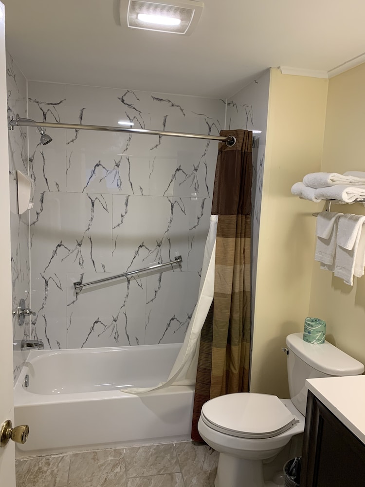 Four Winds Country Motel - photo 22