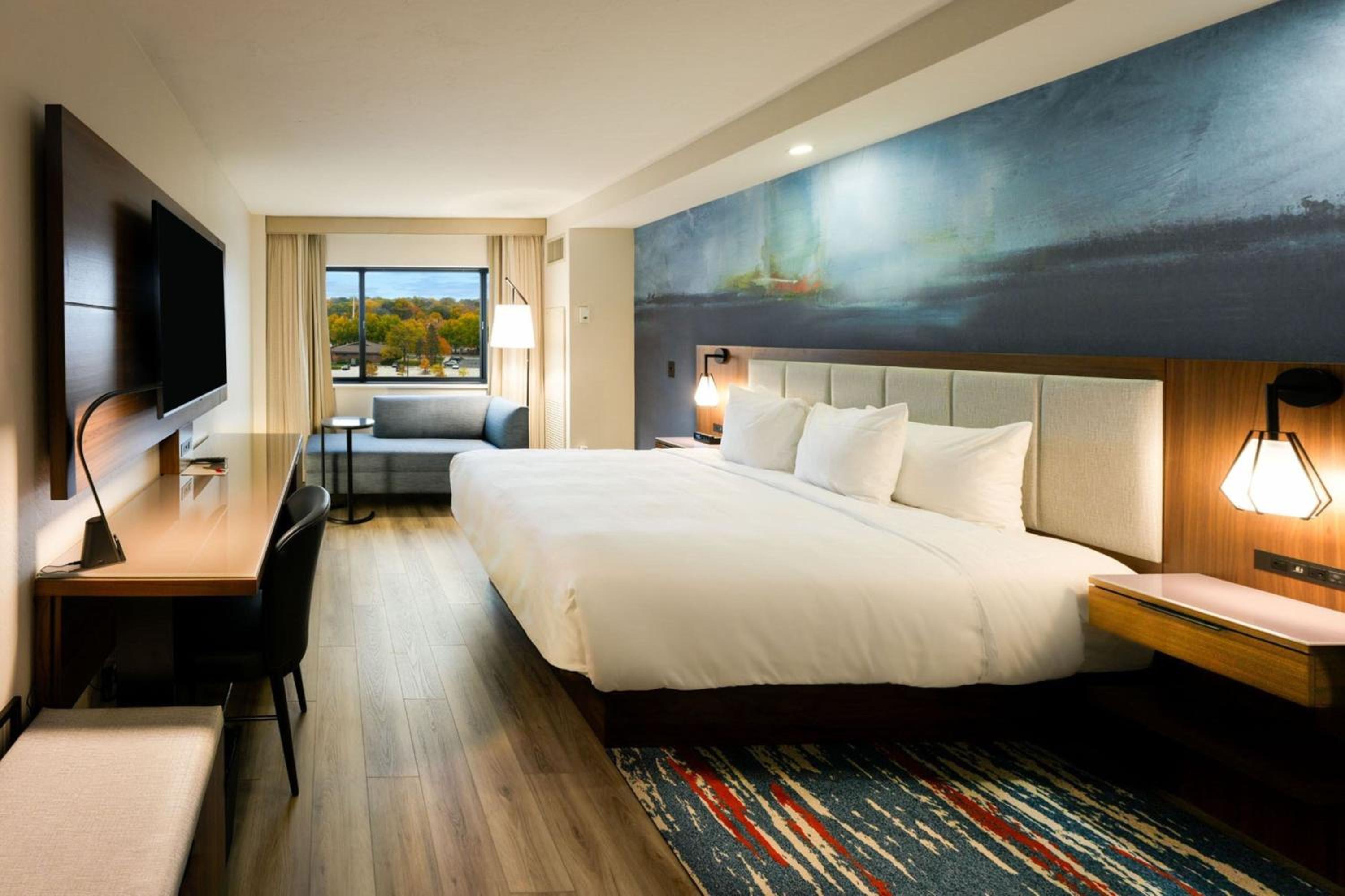 Oshkosh Waterfront Hotel - featured photo