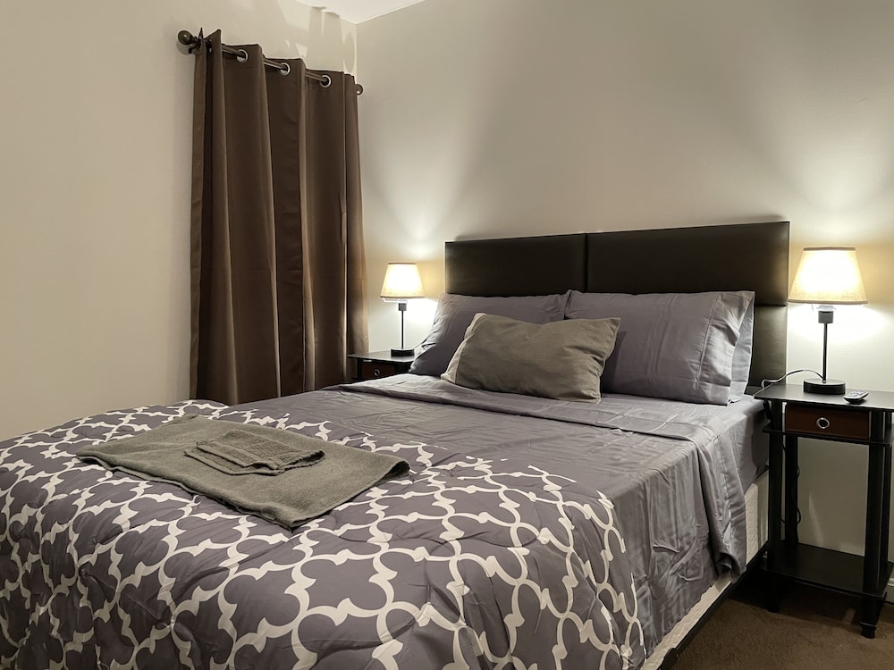 Downtown Loft Close to Topgolf Horseshoe Casino UM Baltimore - photo 8