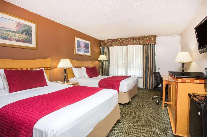 Ramada by Wyndham & Suites Warner Robins - photo 31