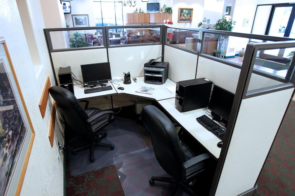 Gateway Studio Suites - photo 39
