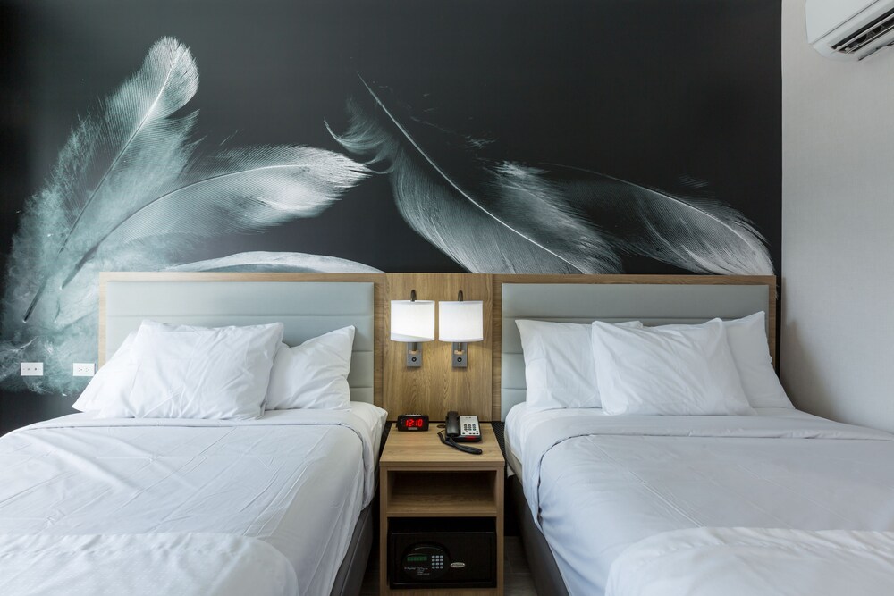 Hotel Ninety Five - photo 22