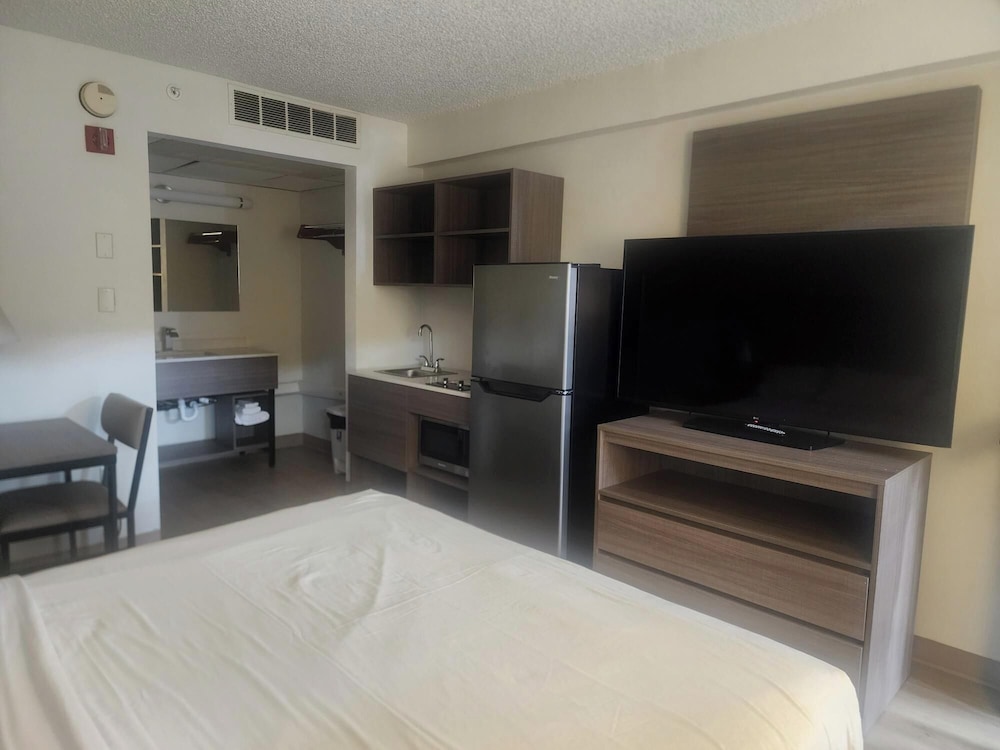 Extended Stay America Select Suites Sterling - photo 8