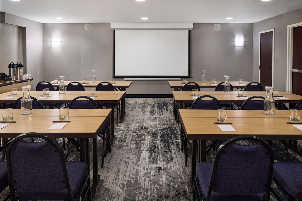 Courtyard by Marriott Fort Collins - photo 37