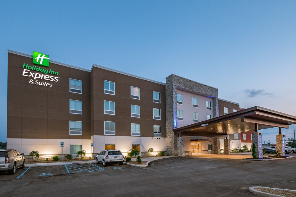 Holiday Inn Express & Suites South Bend Casino by IHG - photo 24