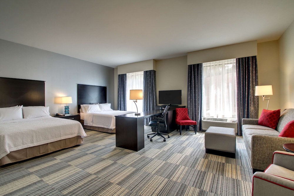 Hampton Inn & Suites Greenville Airport SC - photo 18