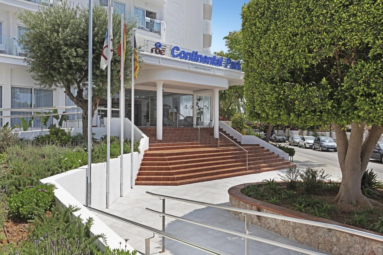 AluaSun Continental Park Hotel & Apartments in Muro, Spain