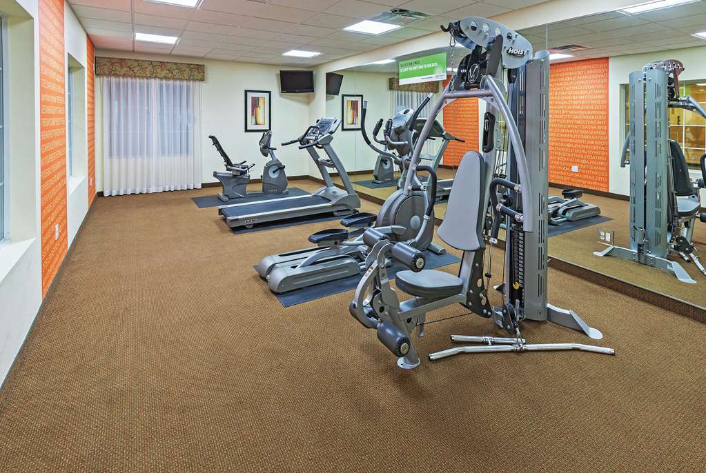 La Quinta Inn & Suites by Wyndham Columbus TX - photo 15