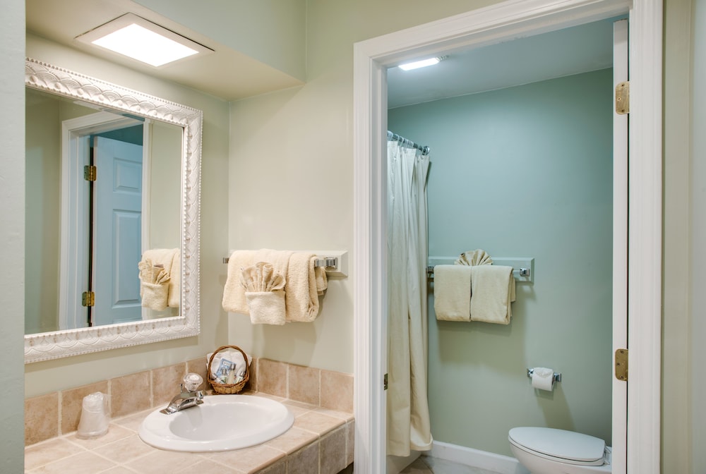 Boxwood Lodge - photo 16