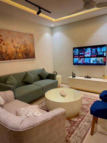 Kuku's Den — 4-Star Luxury Hotel in Islamabad, Pakistan