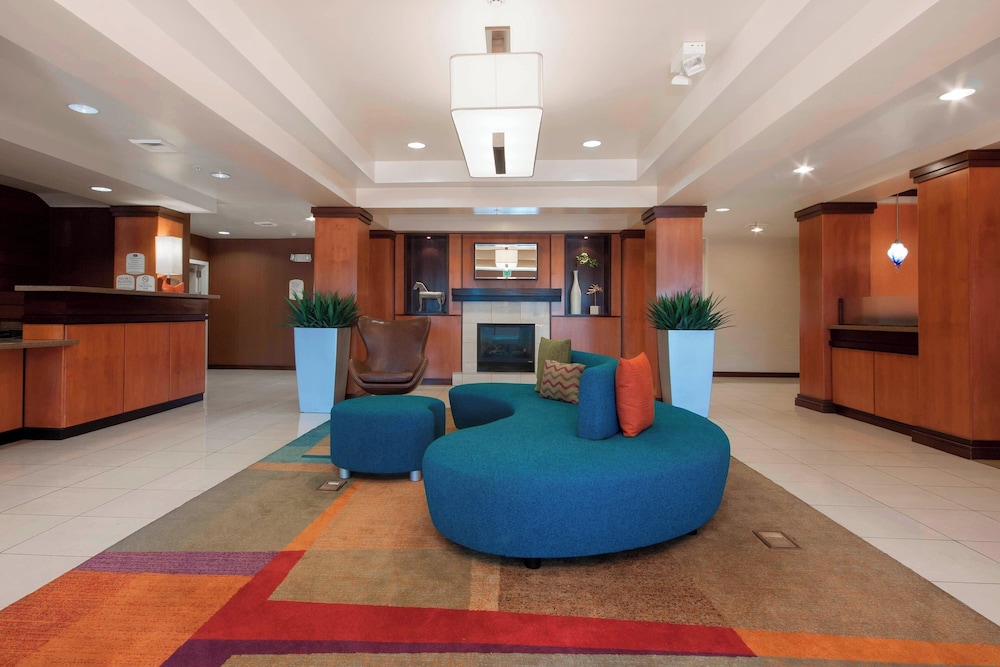 Fairfield Inn & Suites by Marriott El Centro - photo 2