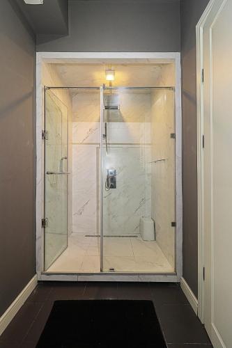 Mtatsminda Cozy Apt: Central & Comfy By Wehost