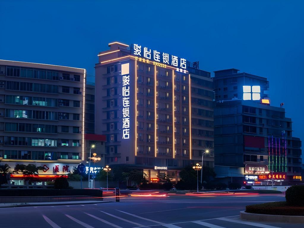 Jun Hotel Guangdong Jieyang Rongcheng District Lianhua Avenue — hotel in Jieyang