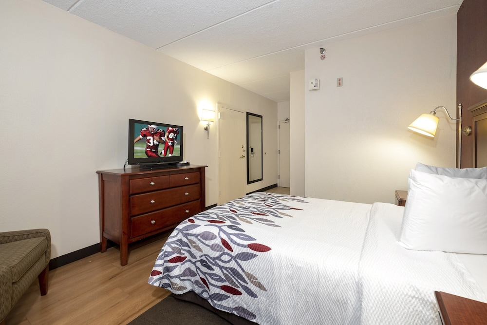 Red Roof Inn Meriden - photo 7