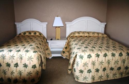 Club Regency in Regency Towers