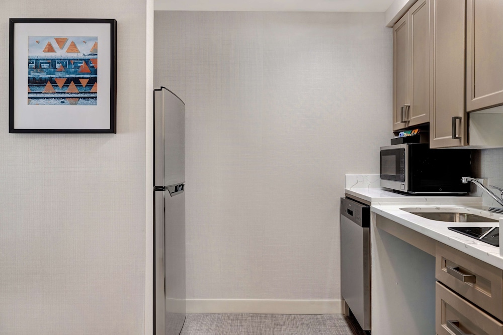 Homewood Suites by Hilton Lansdale - photo 11