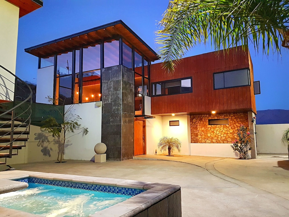 Villas Emilio — 4-Star Luxury Hotel in Ensenada, Mexico